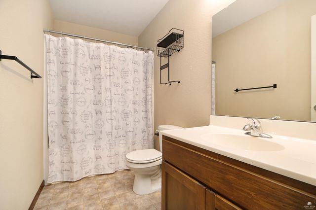 3009 Oakwood Drive, Junction City, KS 66441