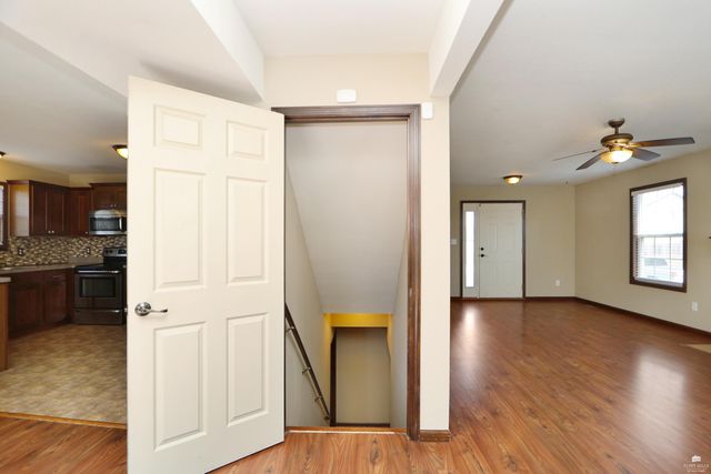 3009 Oakwood Drive, Junction City, KS 66441