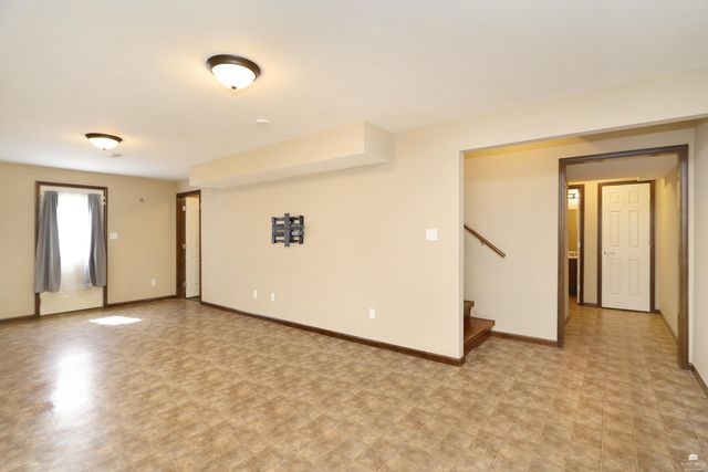 3009 Oakwood Drive, Junction City, KS 66441