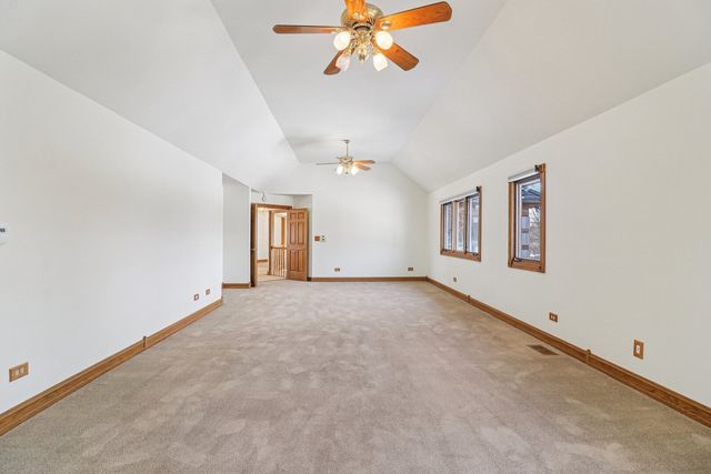 9 Silo Ridge Road, Orland Park, IL 60467