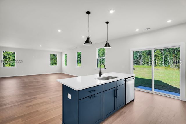 469 Rifle Road, Hardeeville, SC 29927