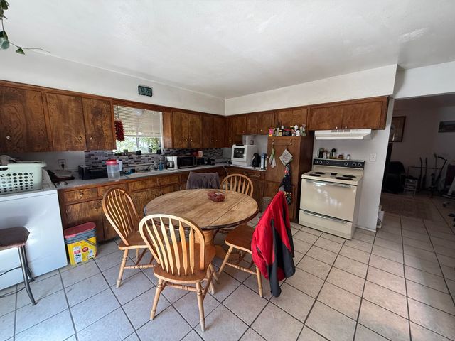 520 Kentucky Street SE, Albuquerque, NM 87108