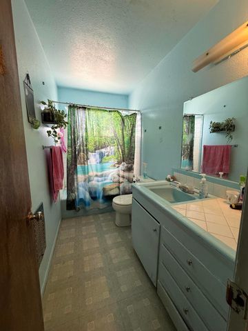 520 Kentucky Street SE, Albuquerque, NM 87108