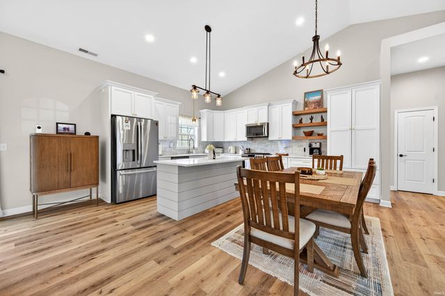 4724 Covered Bridge Road, Nashville, IN 47448