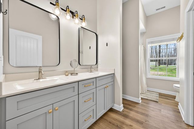 4724 Covered Bridge Road, Nashville, IN 47448