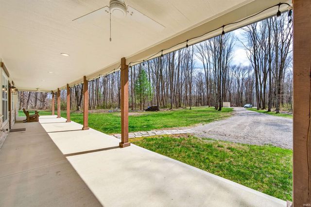 4724 Covered Bridge Road, Nashville, IN 47448