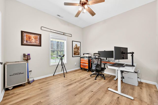 4724 Covered Bridge Road, Nashville, IN 47448