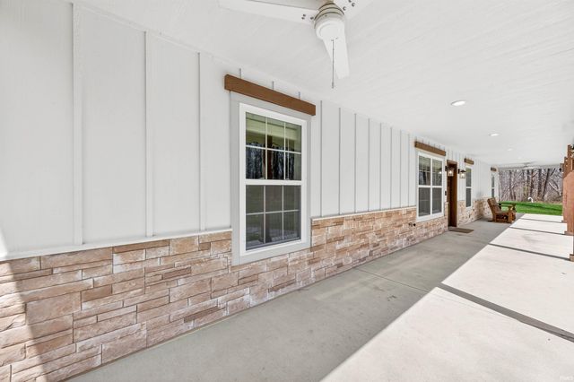 4724 Covered Bridge Road, Nashville, IN 47448