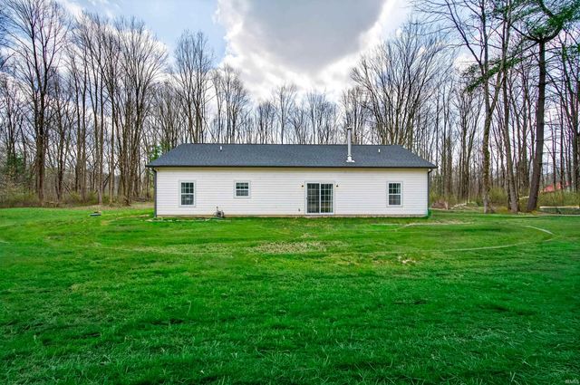 4724 Covered Bridge Road, Nashville, IN 47448