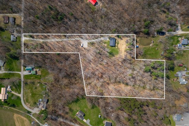 4724 Covered Bridge Road, Nashville, IN 47448