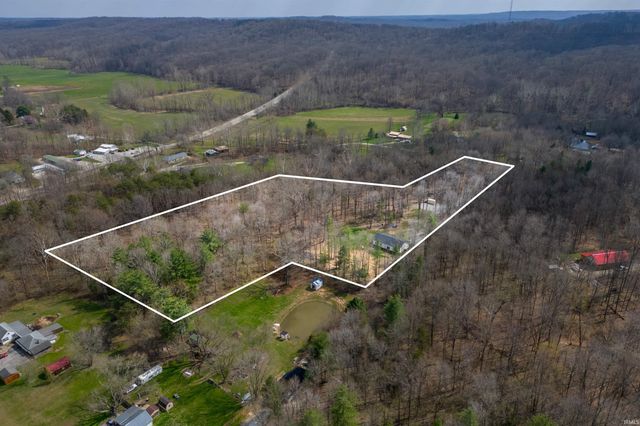 4724 Covered Bridge Road, Nashville, IN 47448