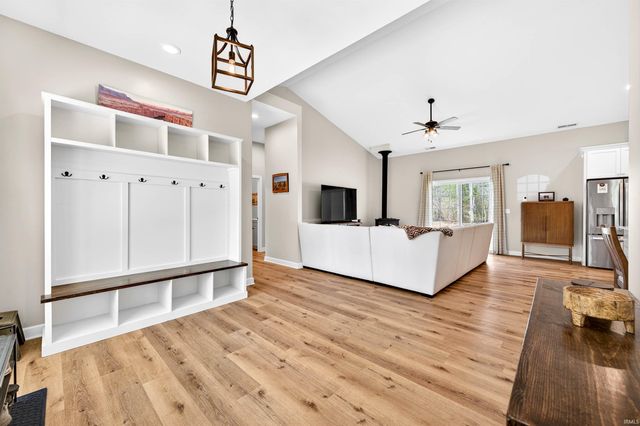 4724 Covered Bridge Road, Nashville, IN 47448