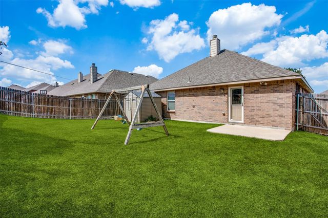 2324 Loreto Drive, Fort Worth, TX 76177