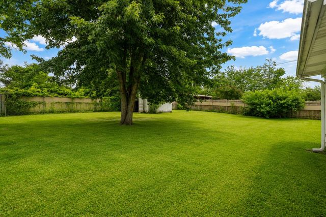 758 N Main Street, Stanton, KY 40380