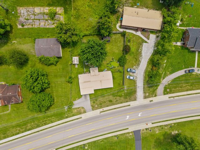 758 N Main Street, Stanton, KY 40380