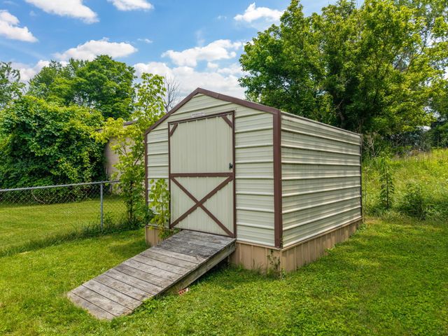 758 N Main Street, Stanton, KY 40380
