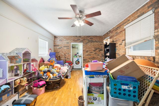 758 N Main Street, Stanton, KY 40380