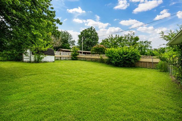 758 N Main Street, Stanton, KY 40380