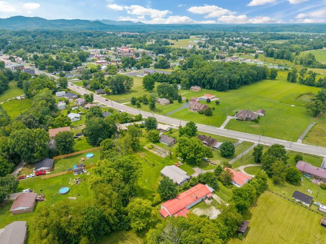 758 N Main Street, Stanton, KY 40380