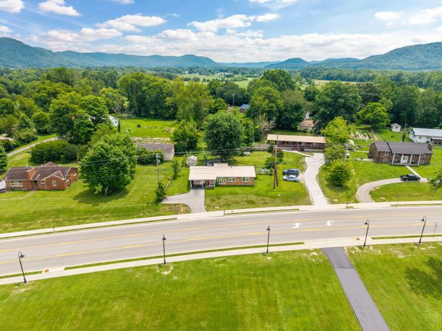 758 N Main Street, Stanton, KY 40380