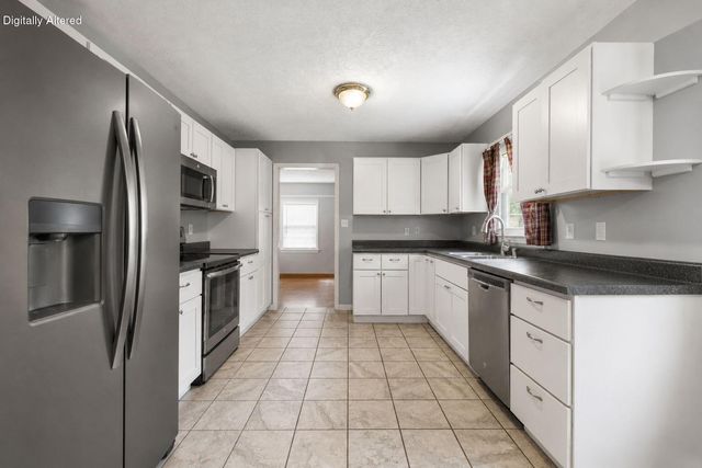758 N Main Street, Stanton, KY 40380