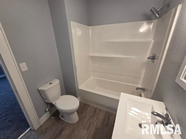 704 S 24TH Street, Mt Vernon, IL 62864