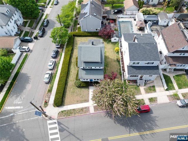 455 Stuyvesant Avenue, Lyndhurst, NJ 07071