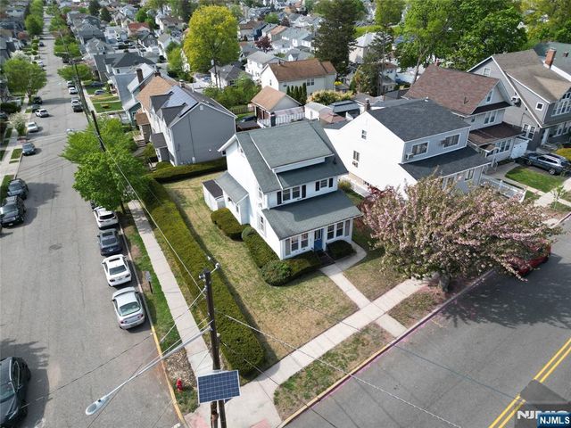 455 Stuyvesant Avenue, Lyndhurst, NJ 07071