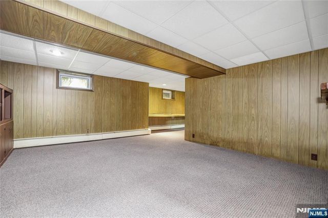 455 Stuyvesant Avenue, Lyndhurst, NJ 07071