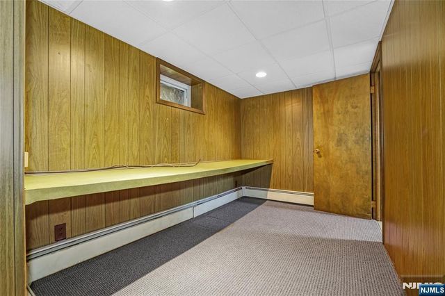 455 Stuyvesant Avenue, Lyndhurst, NJ 07071