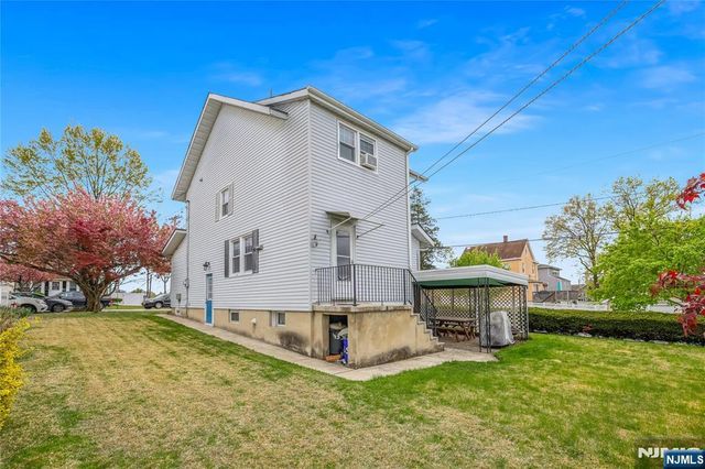 455 Stuyvesant Avenue, Lyndhurst, NJ 07071