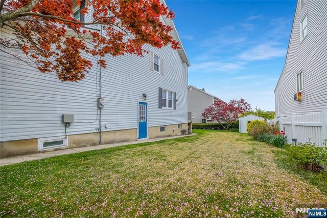 455 Stuyvesant Avenue, Lyndhurst, NJ 07071