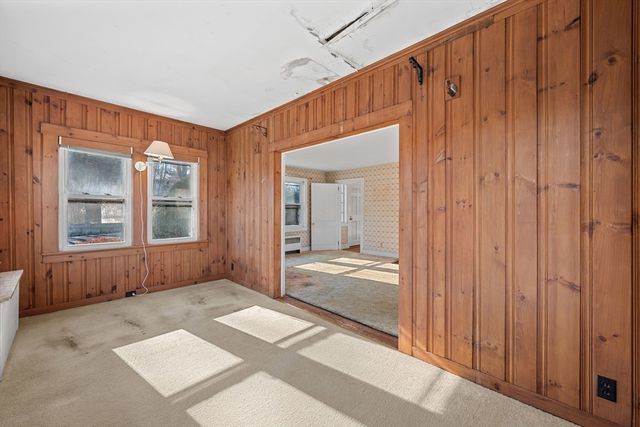 212 Pearl St, Gardner, MA 01440