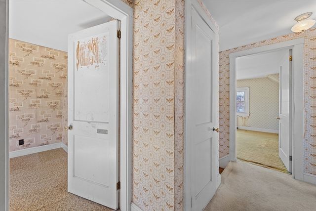 212 Pearl St, Gardner, MA 01440