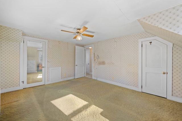 212 Pearl St, Gardner, MA 01440