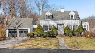 212 Pearl St, Gardner, MA 01440