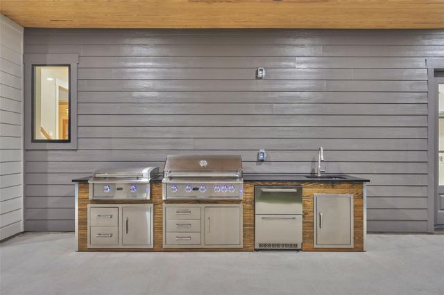 25830 Navajo Place Drive, Tomball, TX 77375