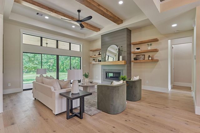 25830 Navajo Place Drive, Tomball, TX 77375
