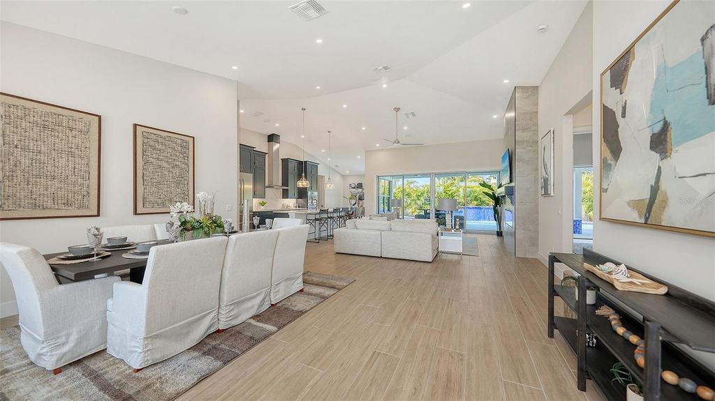 8009 20TH PLACE W, BRADENTON, FL 34209 — photo 4