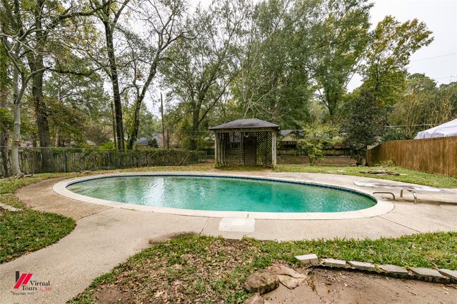 2025 Pitch Pine Drive, Shreveport, LA 71118