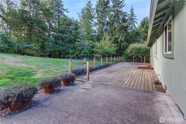 12212 401 Street E, Eatonville, WA 98328