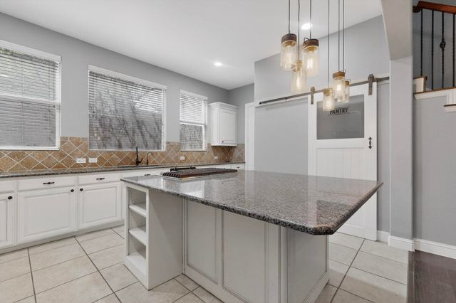 727 Fairfax Lane, Rockwall, TX 75087