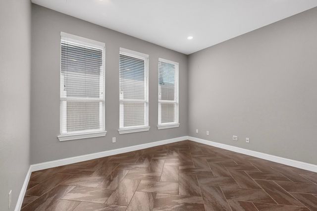 727 Fairfax Lane, Rockwall, TX 75087