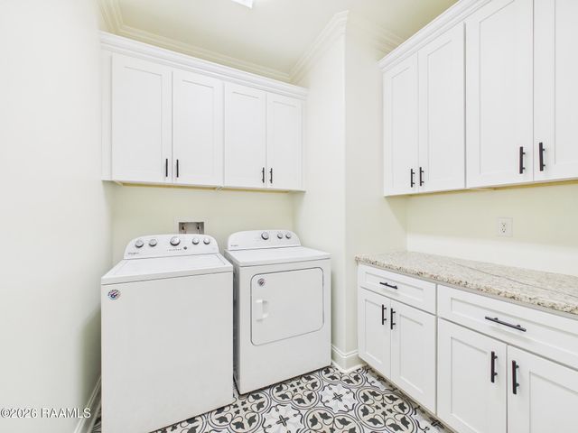 123 Sweet Ridge Way, Youngsville, LA 70592