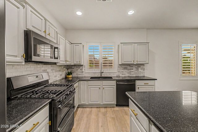 3499 E LAFAYETTE Avenue, Gilbert, AZ 85298