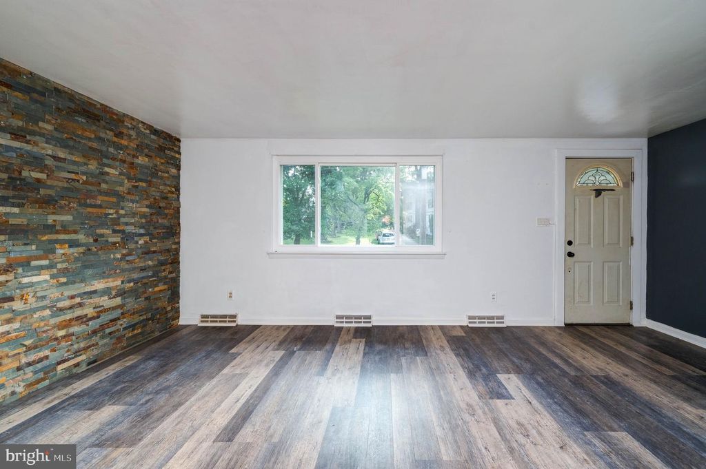 3328 MONTROSE AVE, Reading, PA 19605
