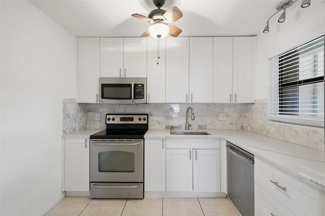 3833 Carambola Circle 2968, Pompano Beach, FL 33066