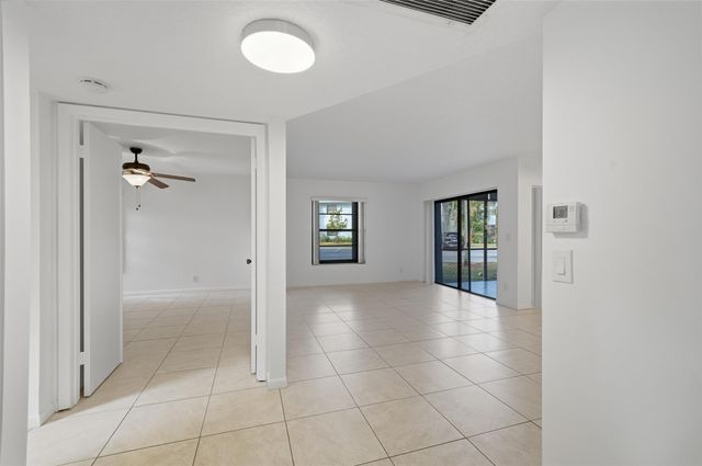 3833 Carambola Circle 2968, Pompano Beach, FL 33066