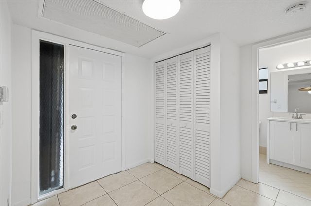 3833 Carambola Circle 2968, Pompano Beach, FL 33066