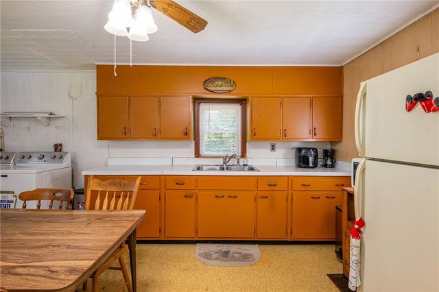 17 Kutz Road, Rockland Twp, PA 19522